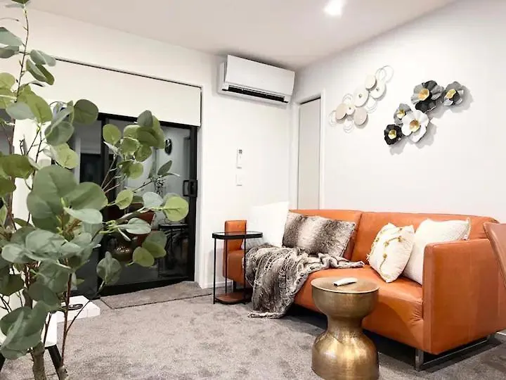 Christchurch Cbd Luxury Townhouse